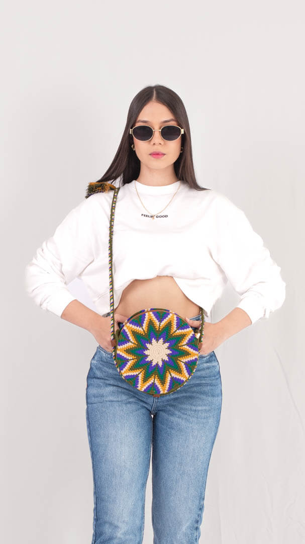valentina wayuu round bag in blue, green and mustard colors