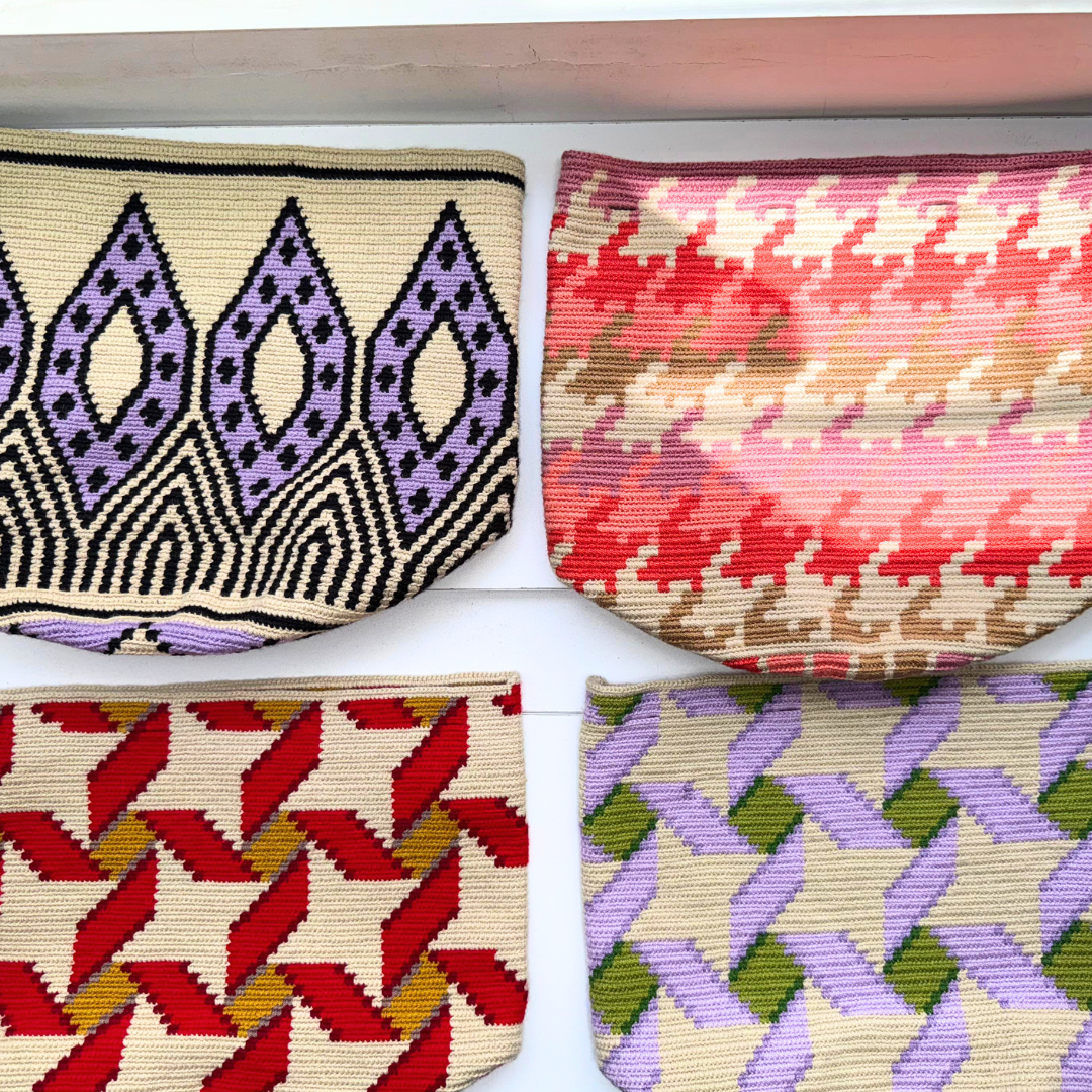 Different Wayuu bag pattern and colors